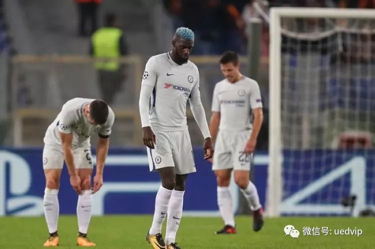  狼队客场顽强逼平曼联展现铁血精神